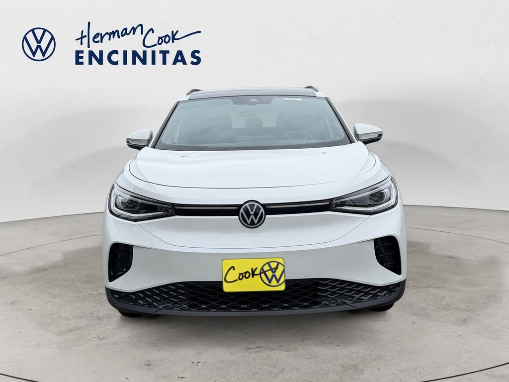 Certified Used 2025 Opal White Volkswagen Pro S image 8