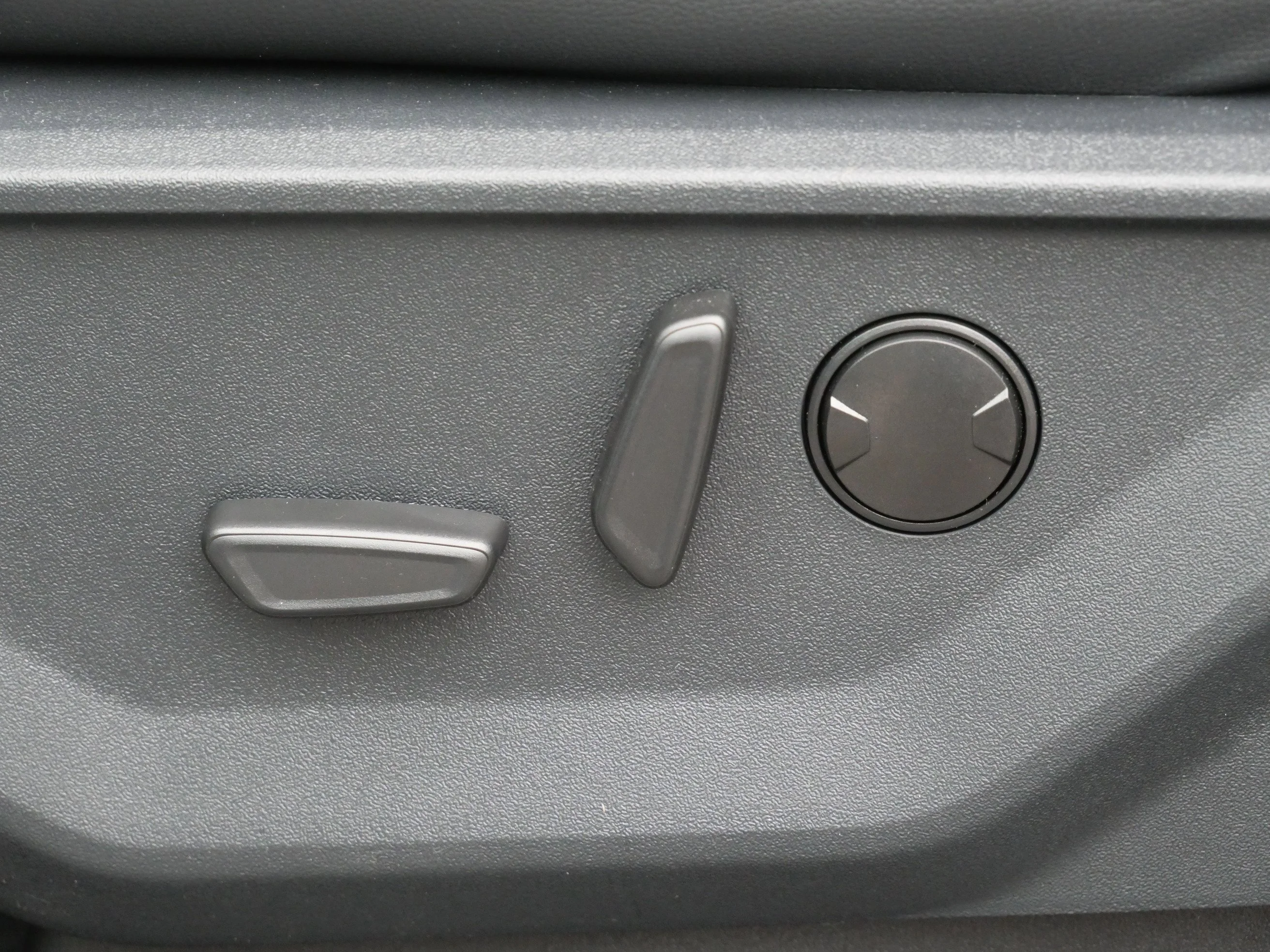 New 2026 White Ford Lariat image 11