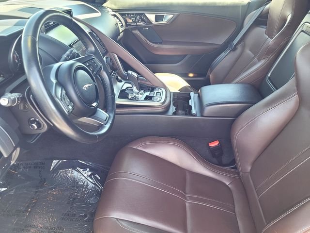 Used 2016  Jaguar Base image 11