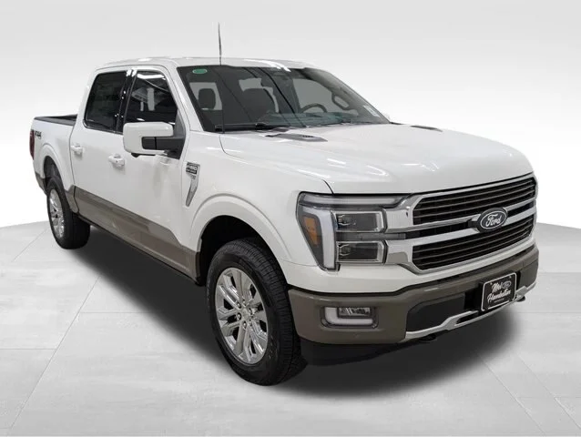 New 2026 Star White Metallic Tri-Coat Ford King Ranch® image 60