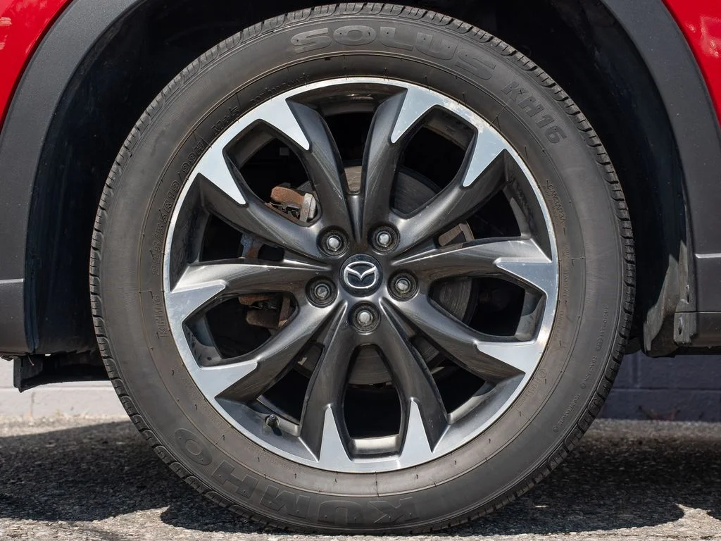 Used 2016 Red Mazda Grand Touring image 12