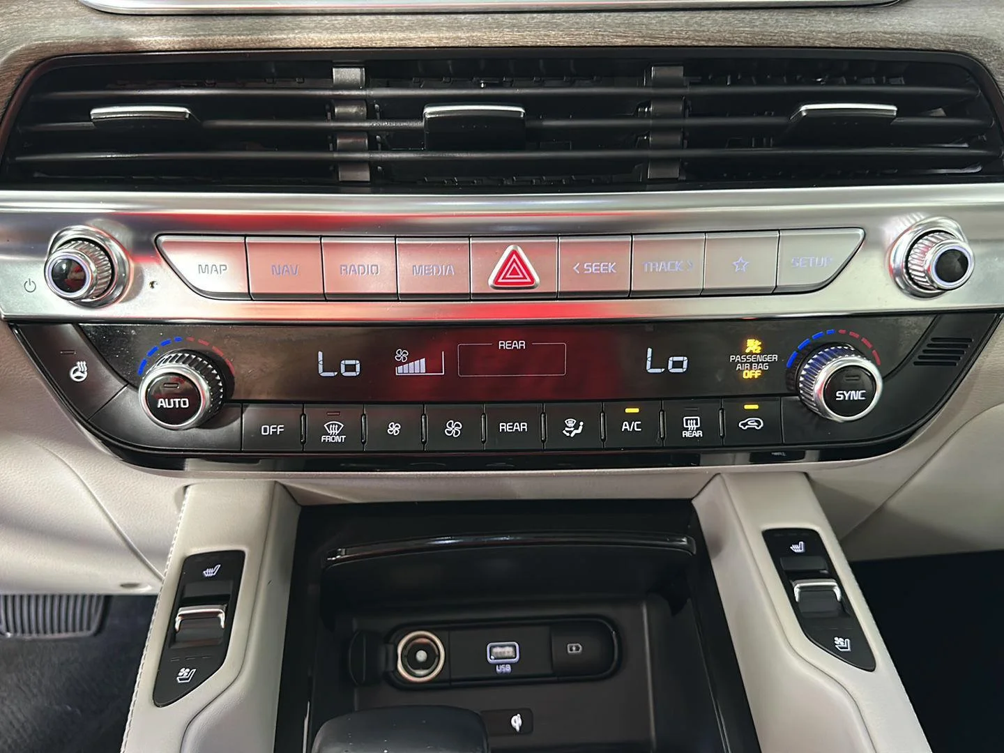 Used 2021 Ebony Black Kia EX image 21