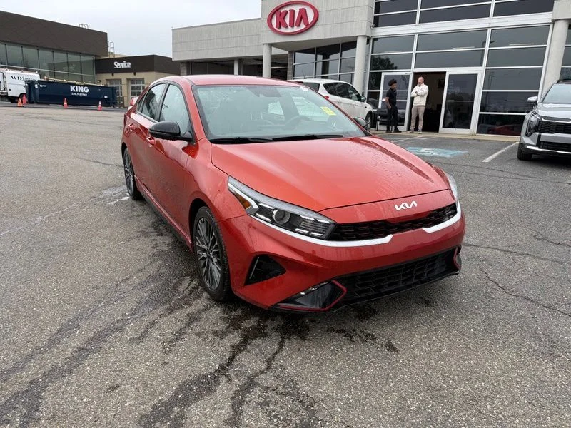 Used 2023 Red Kia GT-Line image 4