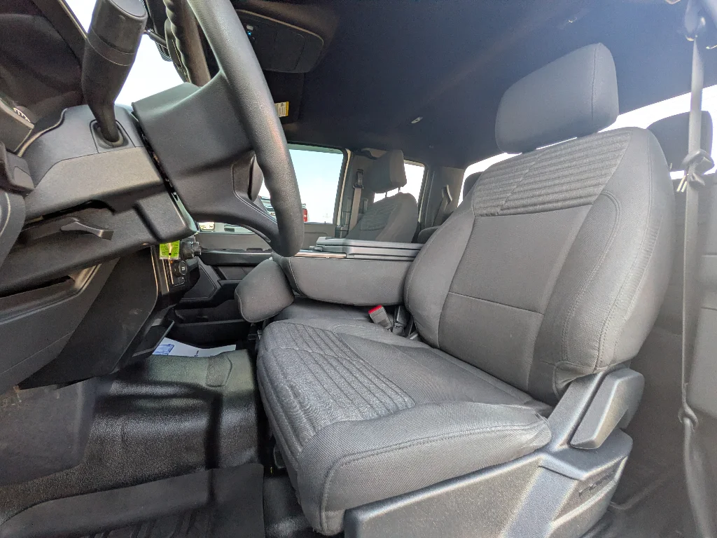Used 2023 Oxford White Ford XL image 10