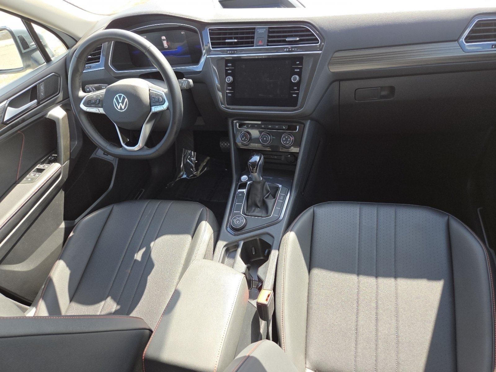 2024 Volkswagen Tiguan Wolfsburg Edition - Photo 26