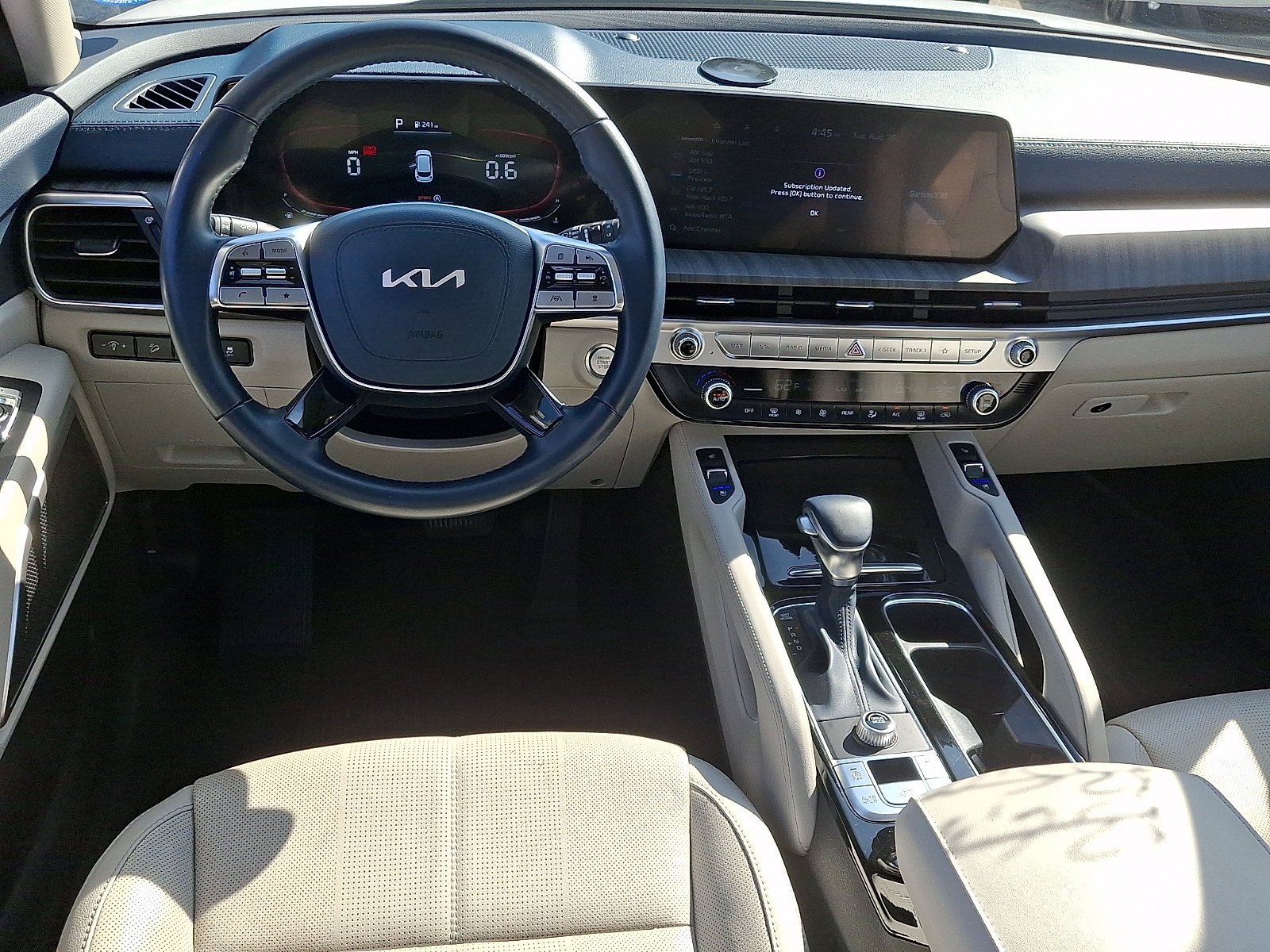 Used 2024 Glacial White Pearl Kia EX image 10