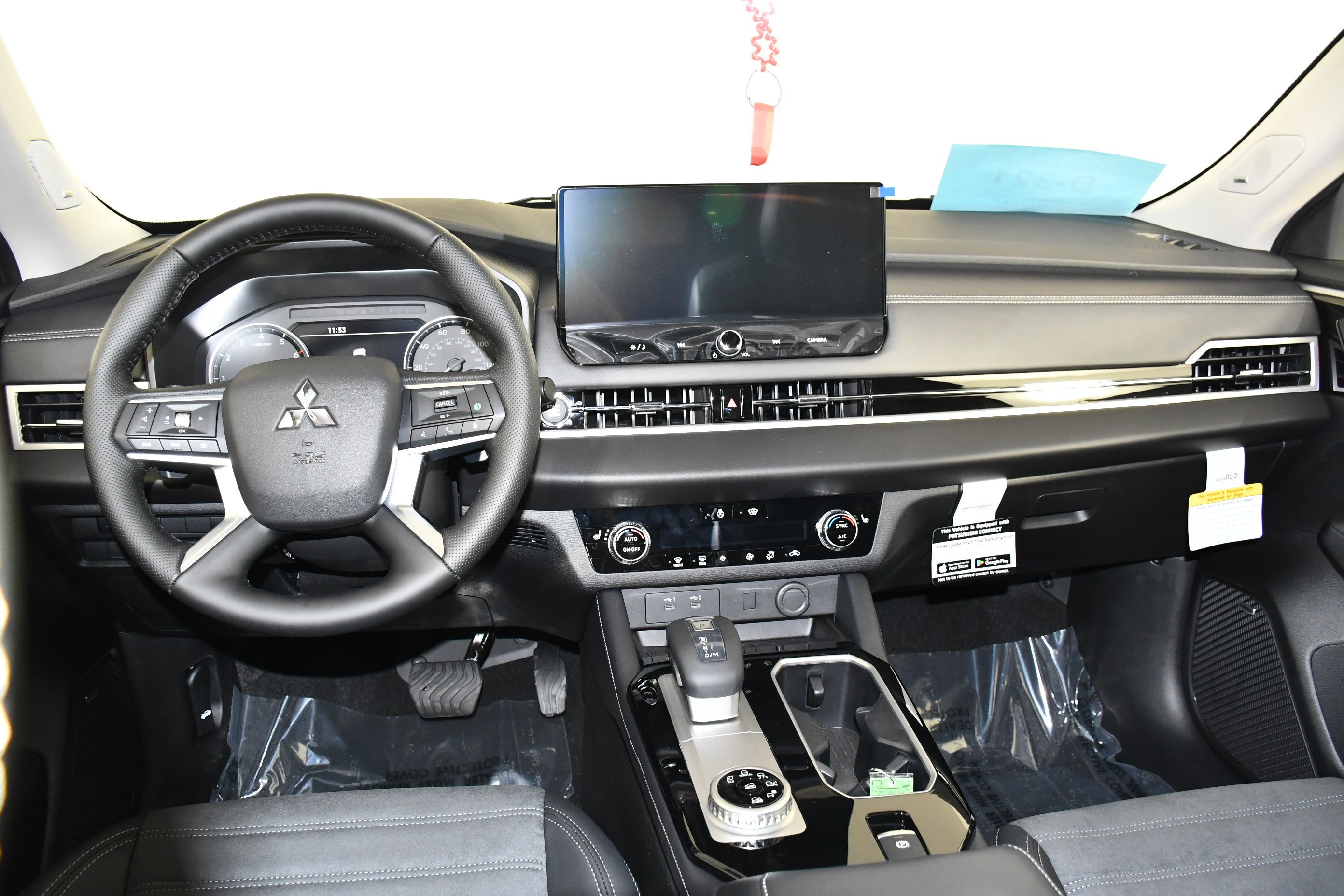 New 2026 Moonstone Gray/Black Roof Mitsubishi Trail Edition image 11