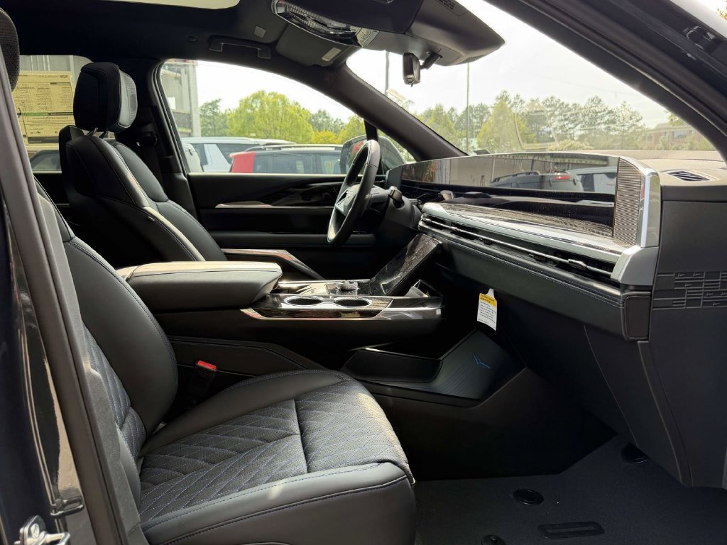 2026 Cadillac Escalade IQL Sport - Photo 10