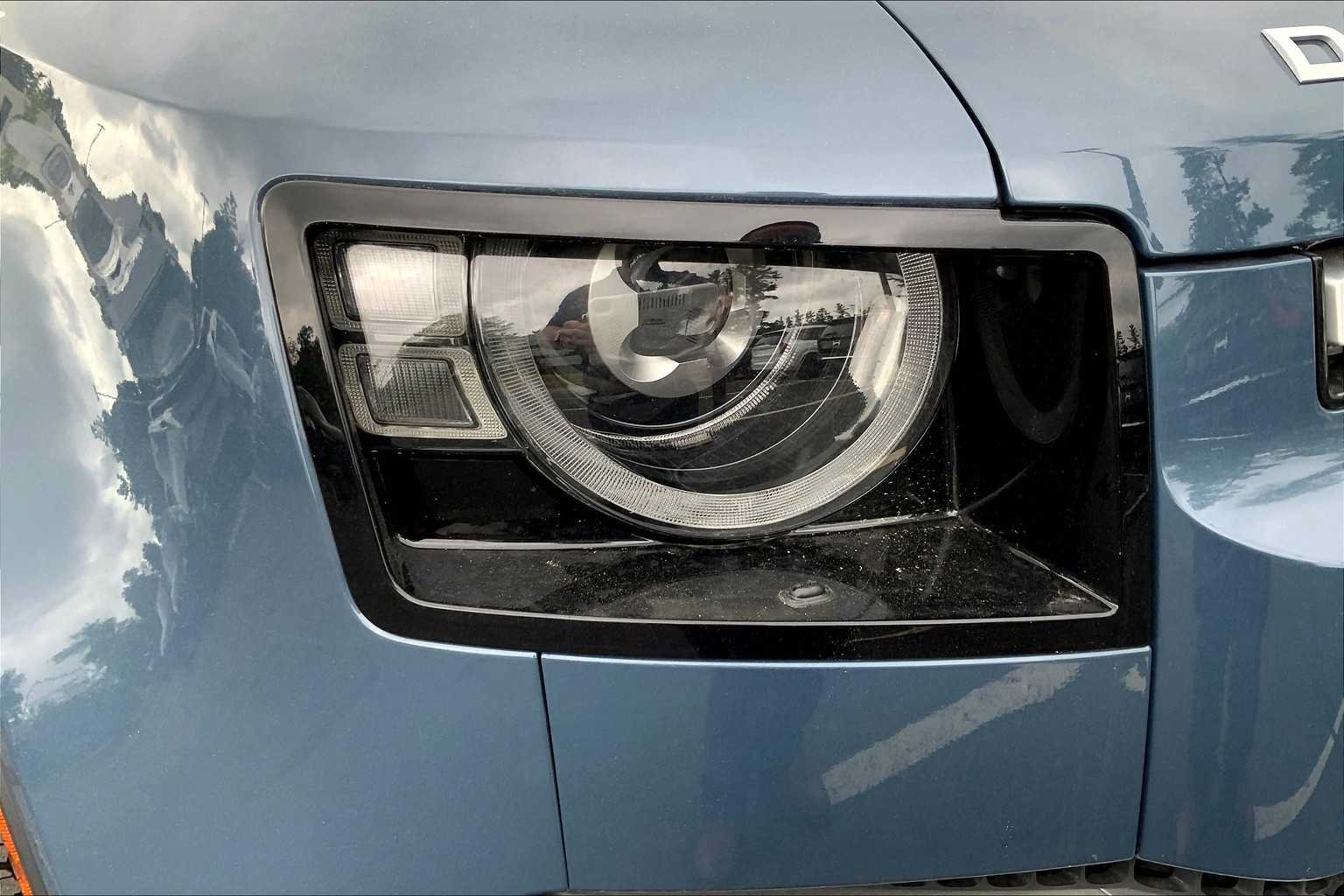 2025 Land Rover Defender S - Photo 16