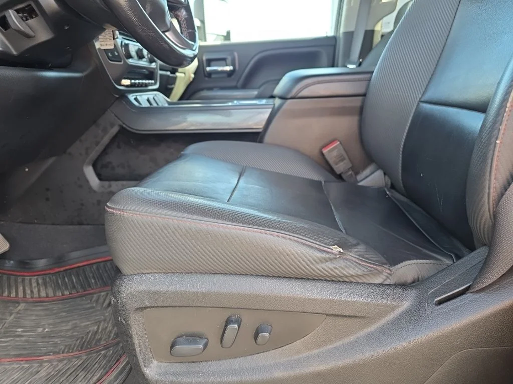 Used 2019 Black GMC SLT image 14