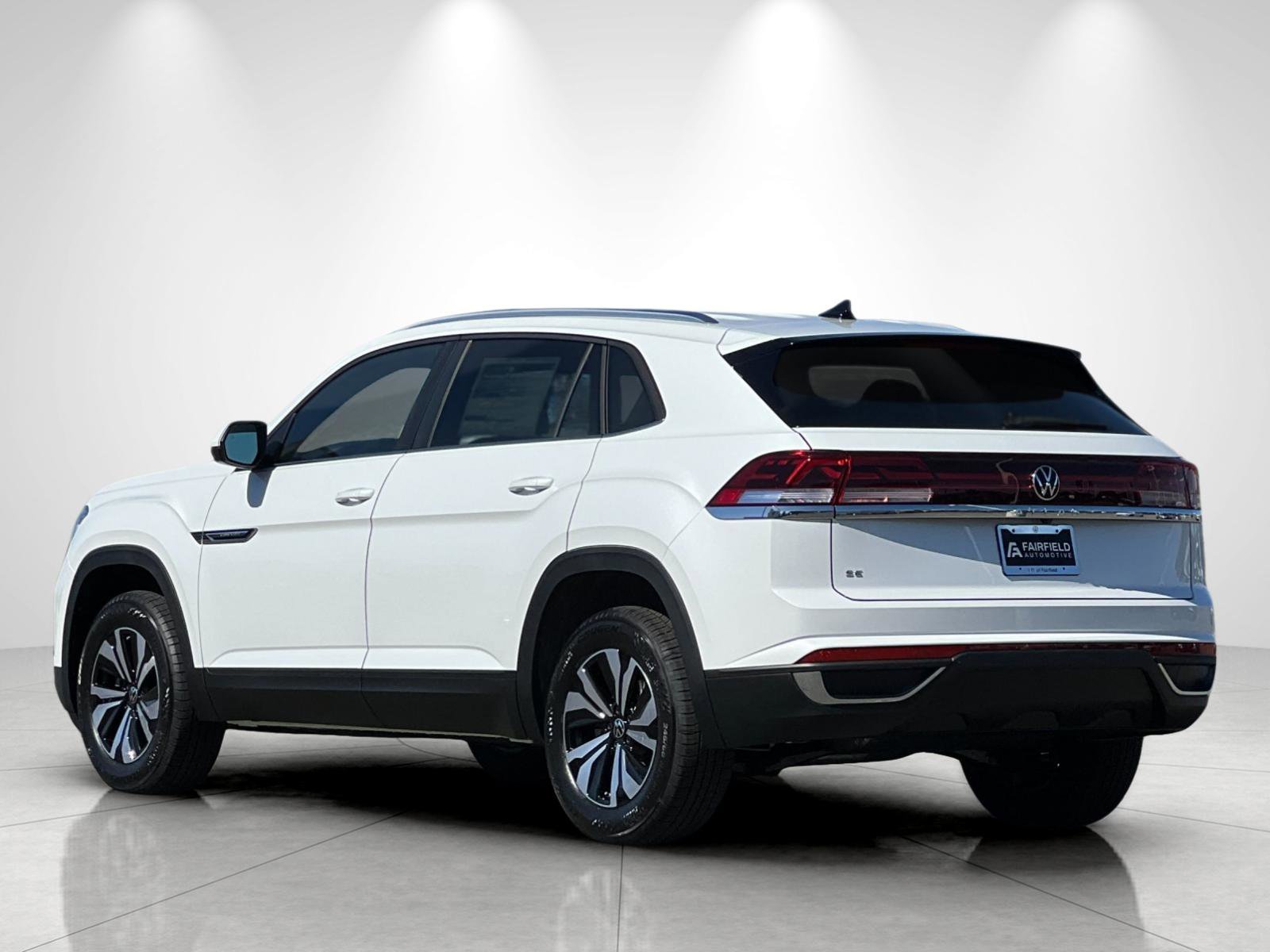 New 2026 Opal White Pearl Volkswagen 2.0T SE image 3