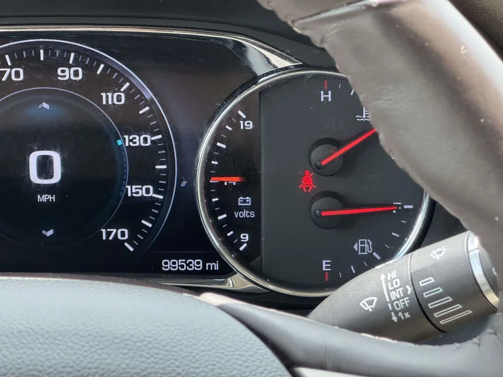 Used 2017 White GMC Denali image 26
