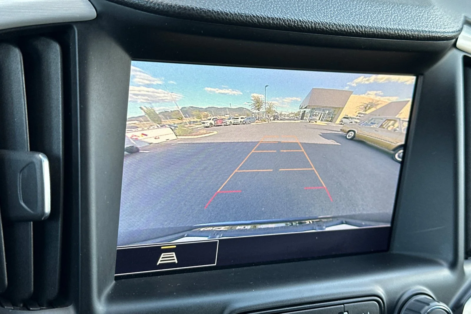 Used 2022 Black GMC SLE image 21