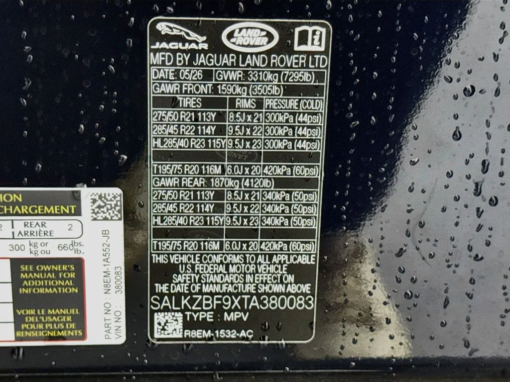 New 2026 Constellation Blue Ultra Metallic Gloss Land Rover SV image 34