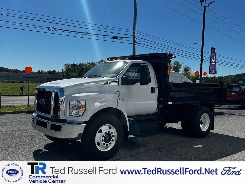 2025 Ford F-650's photo