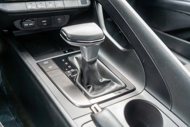 Used 2025 Gray Hyundai SEL Sport image 30
