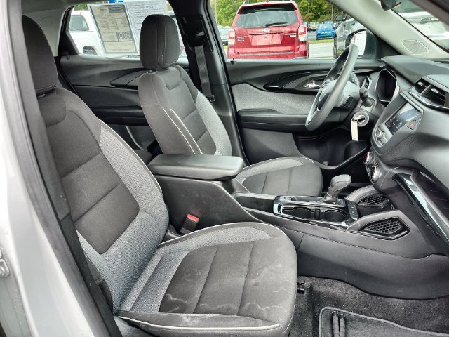 2023 Chevrolet TrailBlazer LS - Photo 33