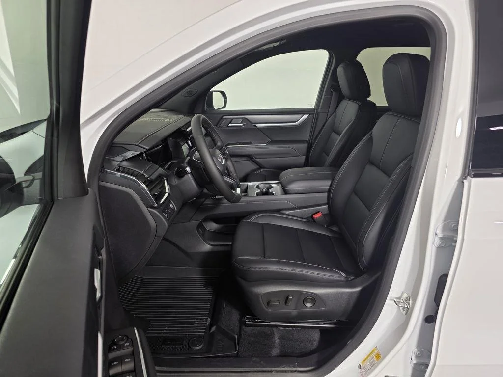 2025 GMC Acadia Elevation - Photo 13