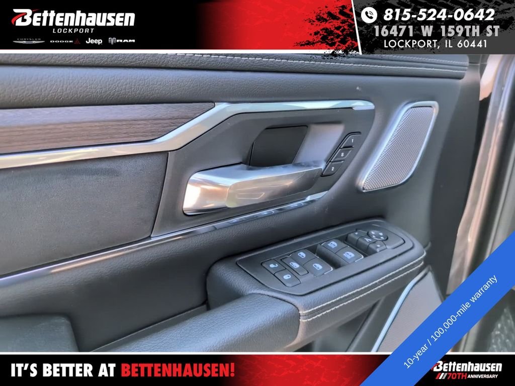 New 2026 Granite Crystal Metallic Clear-Coat Exterior Paint RAM Laramie image 15
