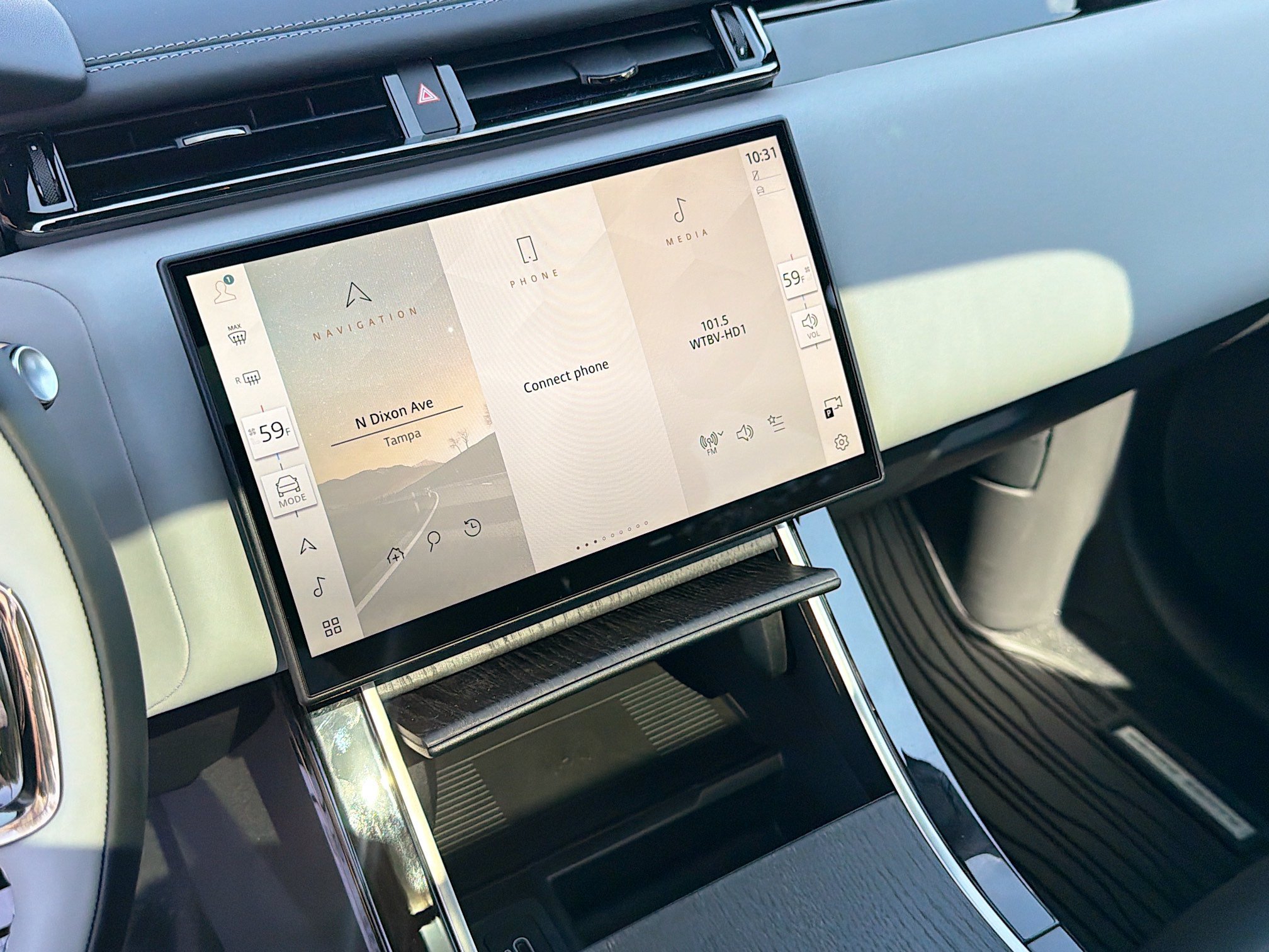 New 2026 Batumi Gold Land Rover Belgravia Edition image 27