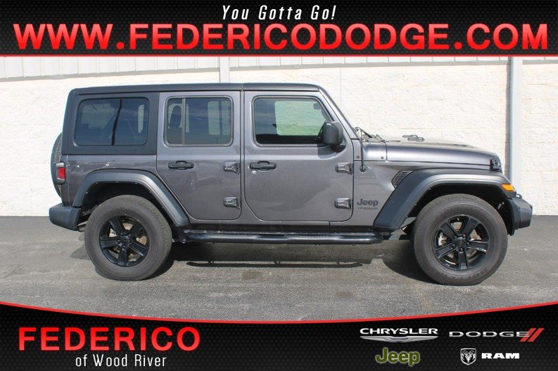 Used 2022 Granite Crystal Metallic Clearcoat Jeep Unlimited Sport Altitude 4x4 image 1