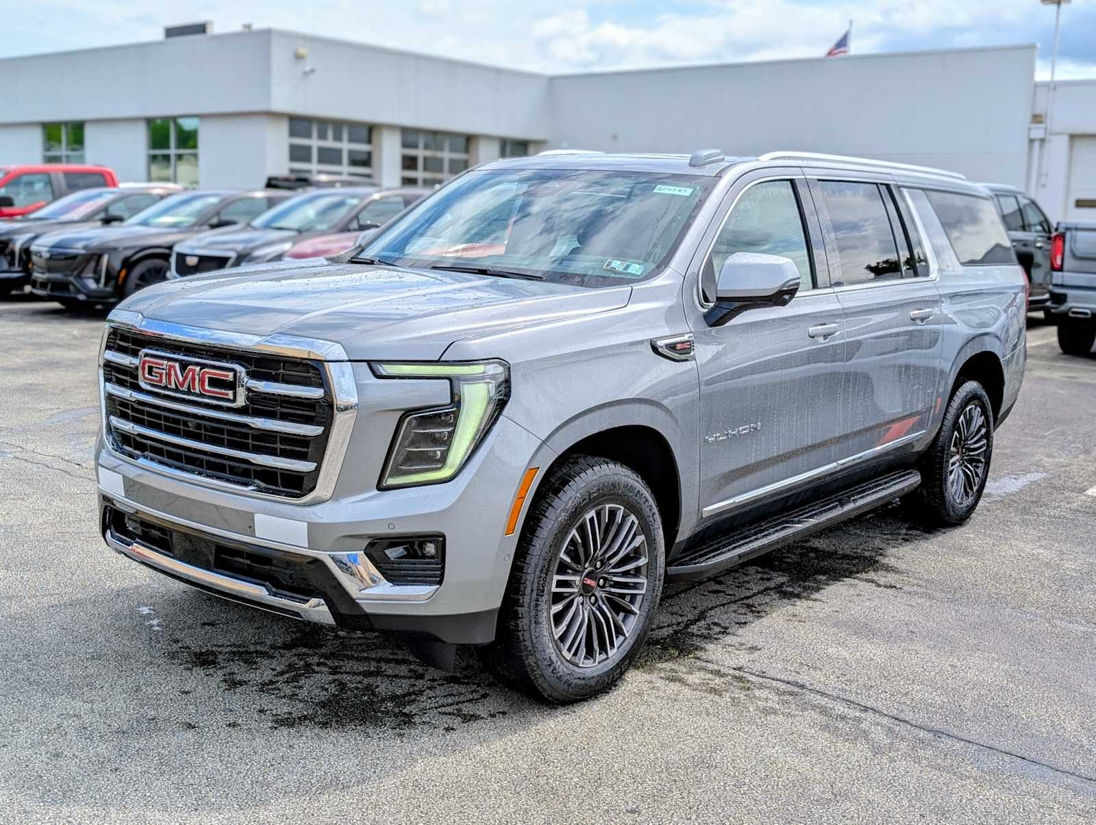 2026 GMC Yukon 4WD Elevation's photo