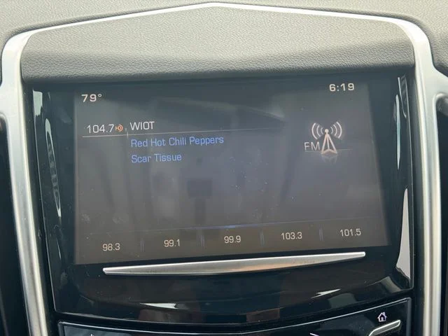 Used 2016 White Cadillac Performance image 28