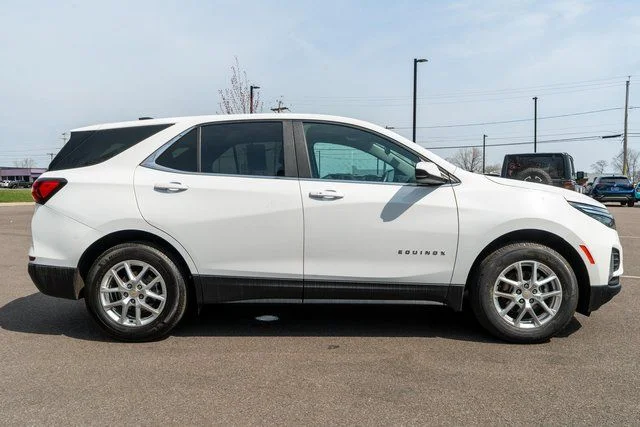 Used 2024 White Chevrolet LT image 5