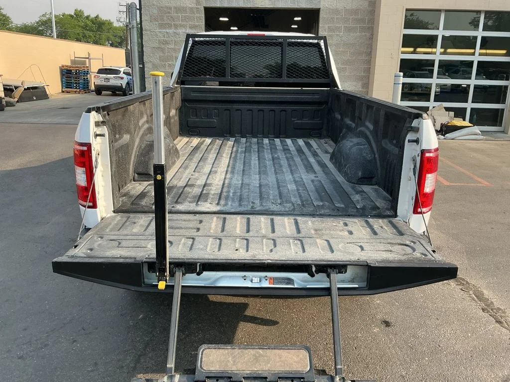 Used 2018 White Ford XLT image 22