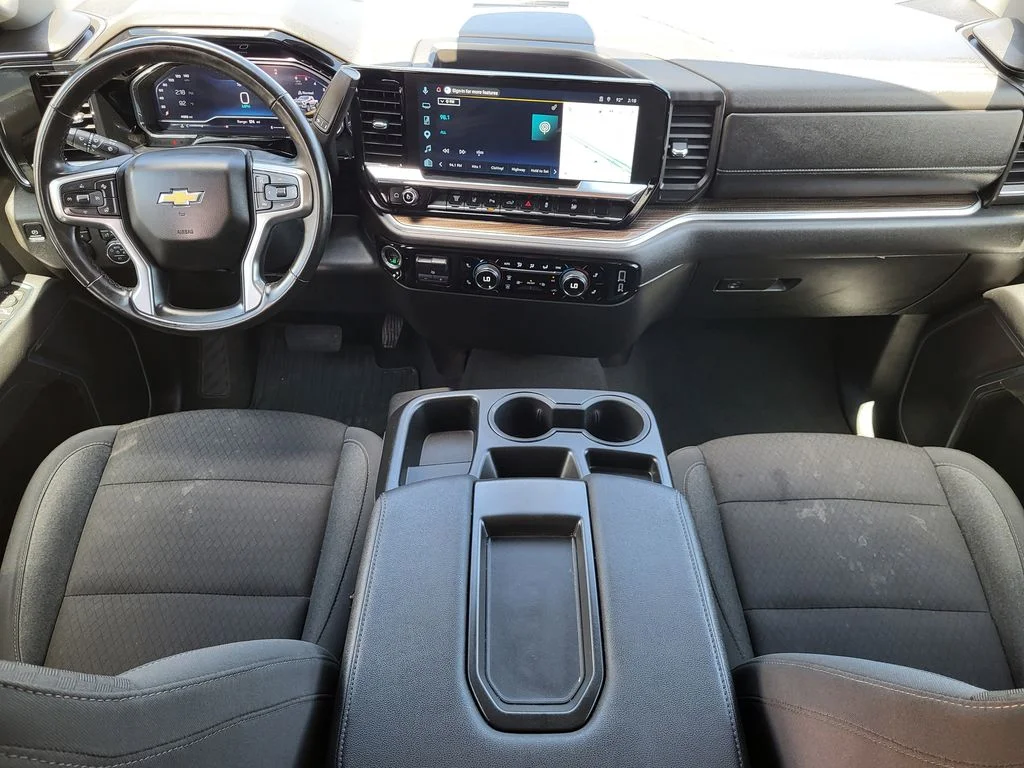 Used 2025 Sterling Gray Metallic Chevrolet LT image 20