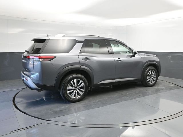 Used 2025 Gray Nissan SL image 15