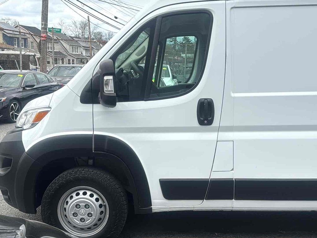 Used 2025 White Ram High Roof image 11