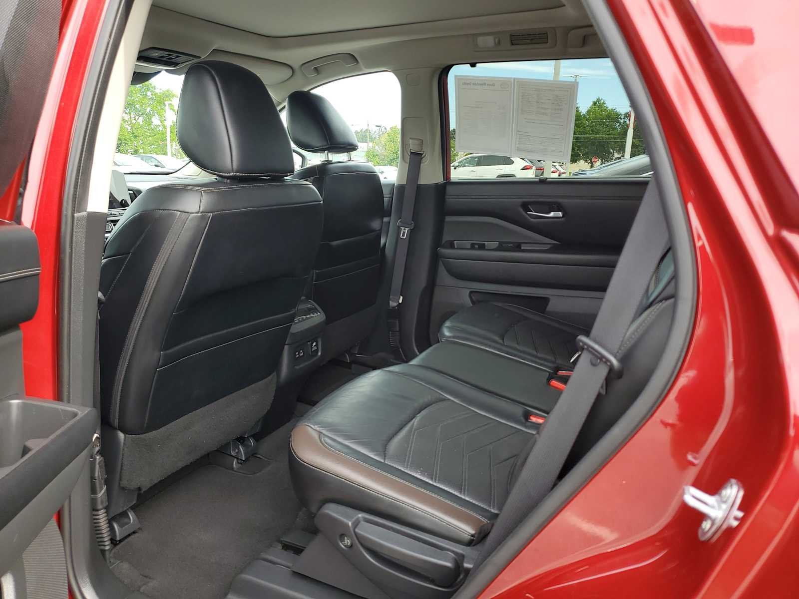 Used 2023 Scarlet Ember Tintcoat Nissan Platinum image 13