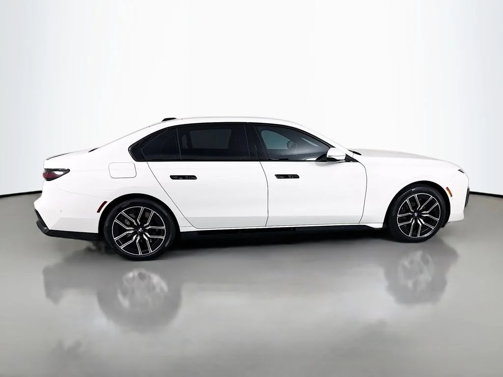 Used 2024 Carbon Black Metallic BMW 760i xDrive image 8