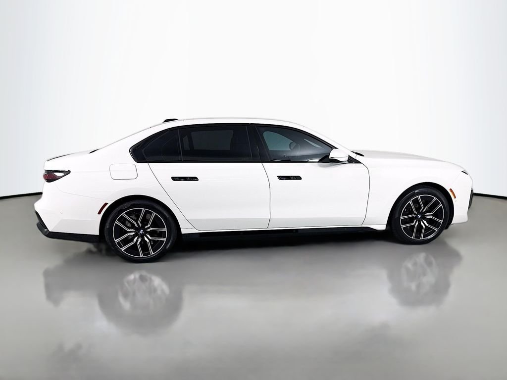 Used 2024 Black BMW 760i xDrive image 8
