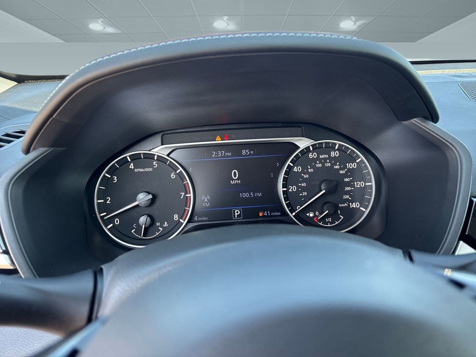 2025 Nissan Altima SR - Photo 20