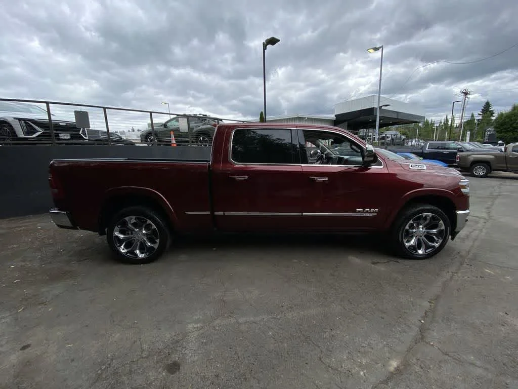 Used 2022 Delmonico Red Pearlcoat Ram Limited image 7