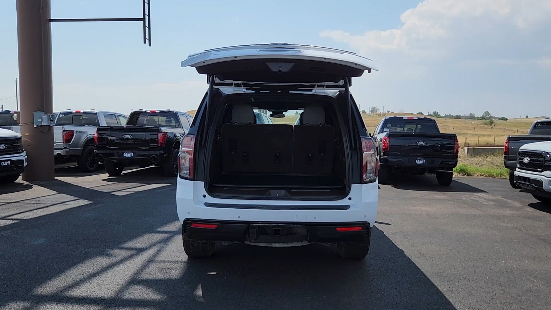 Certified Used 2023 Summit White Chevrolet Z71 image 18