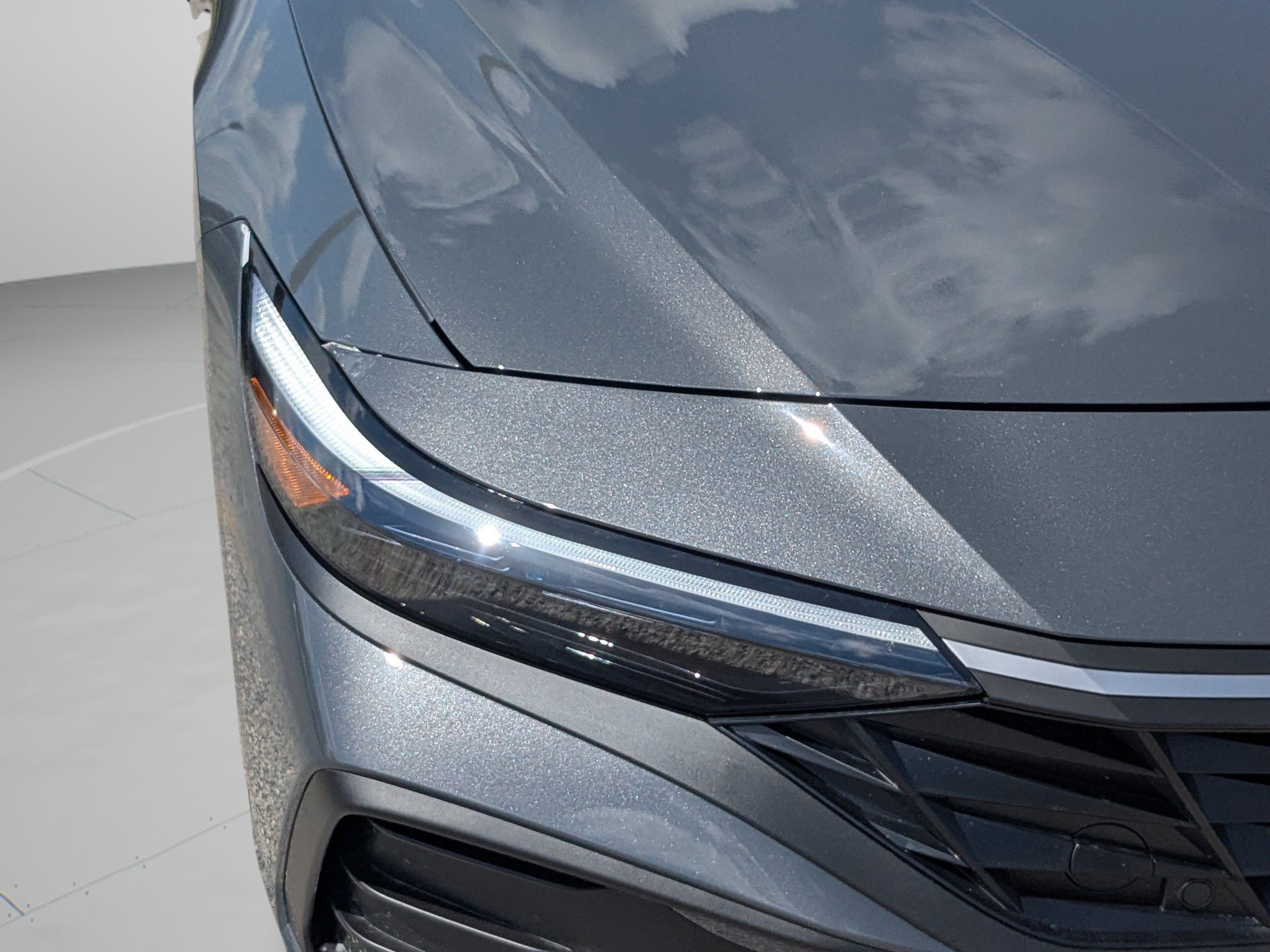 New 2026 Ecotronic Gray Hyundai SE image 22