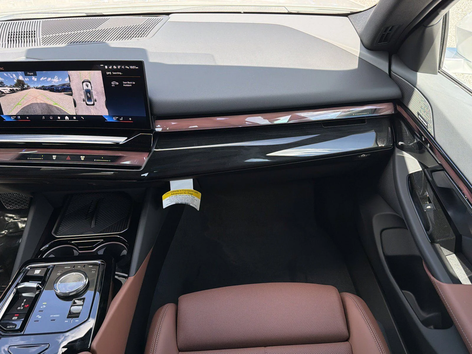 New 2027 Mineral White Metallic BMW 530i image 17
