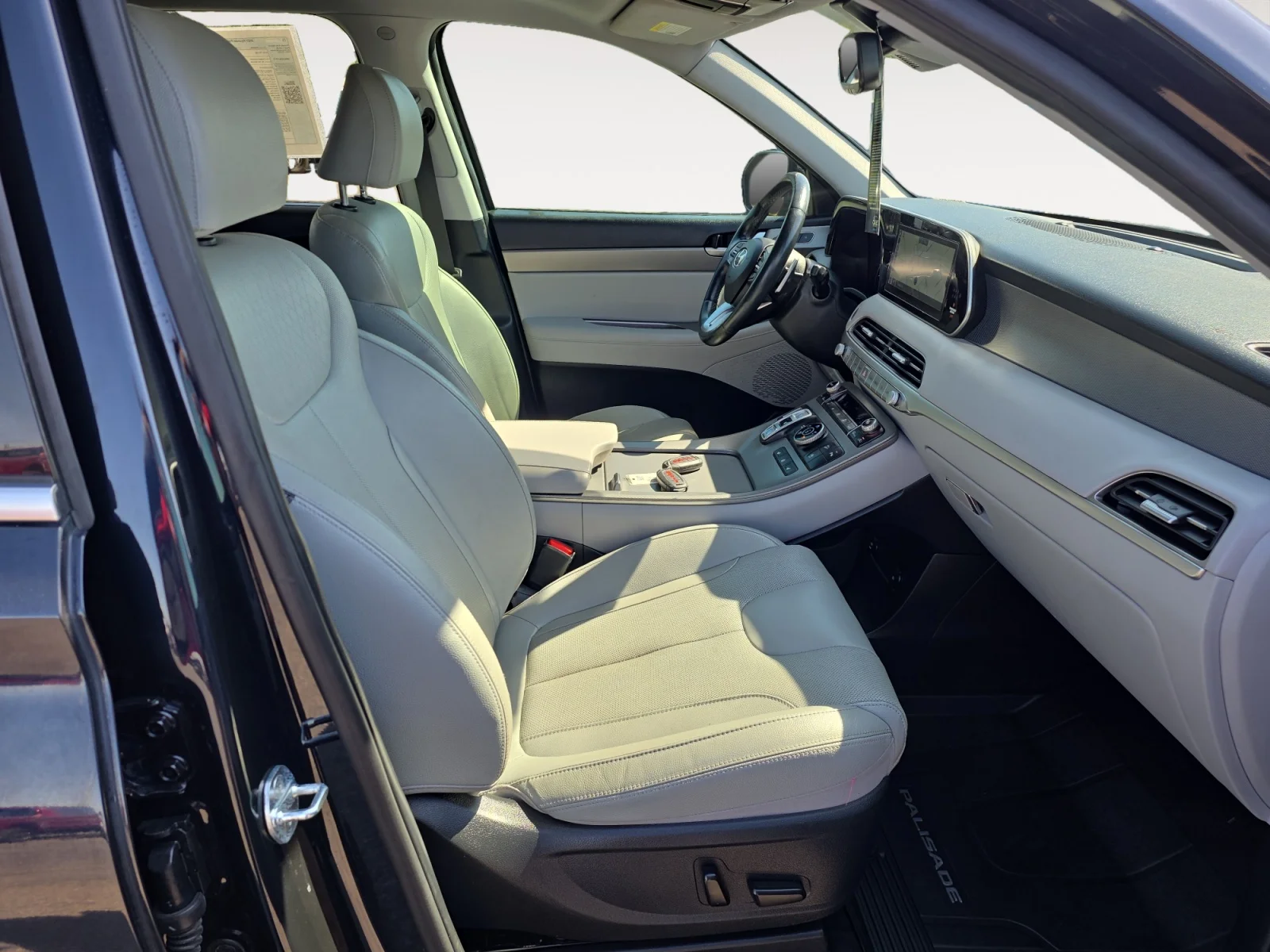 Used 2021 Moonlight Cloud Hyundai SEL image 10