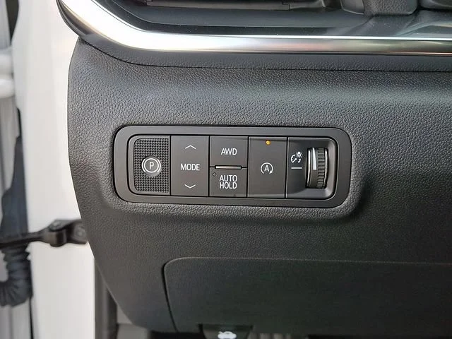 New 2027 Summit White GMC Elevation image 20