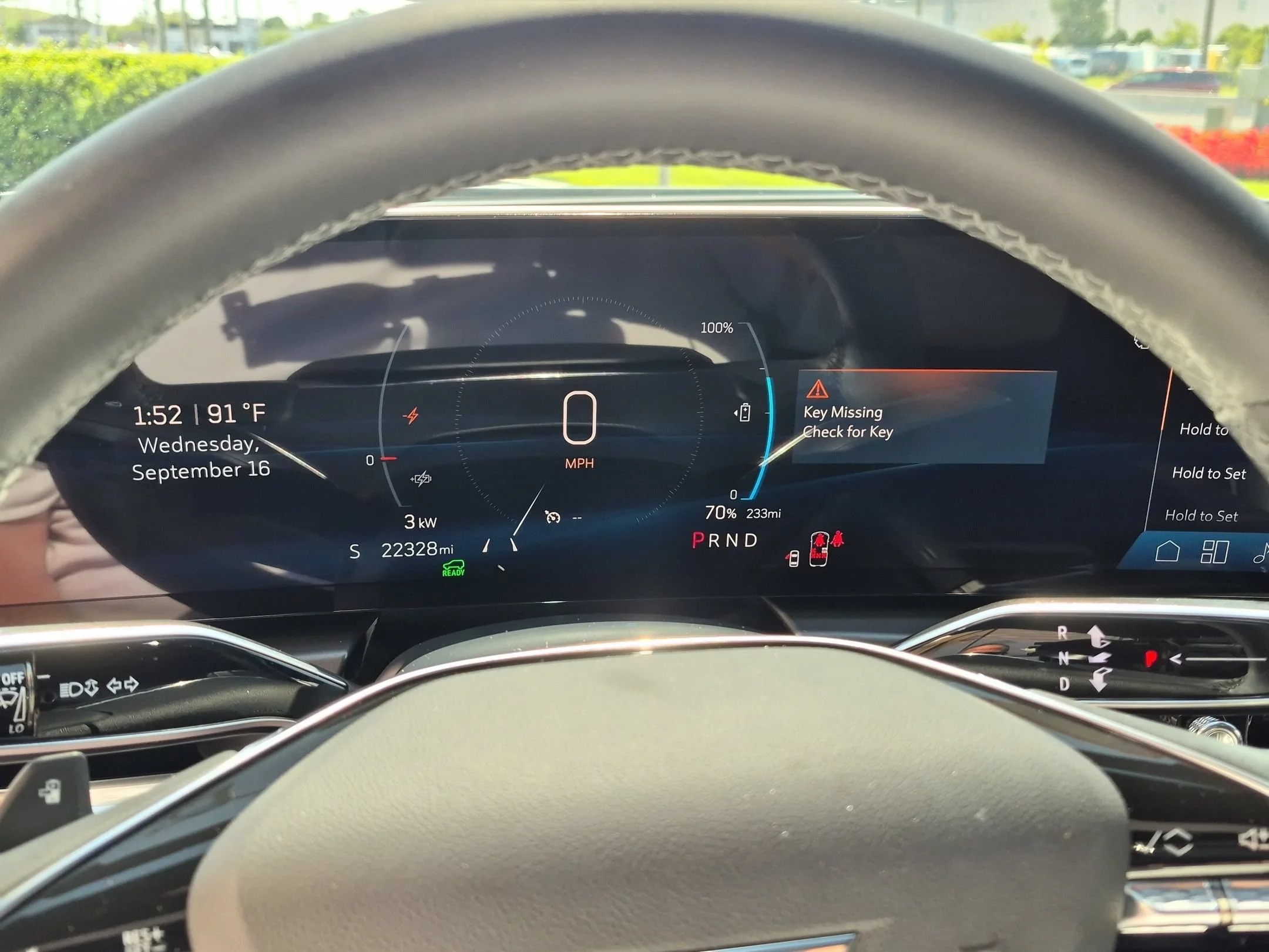 2024 Cadillac LYRIQ Tech - Photo 11