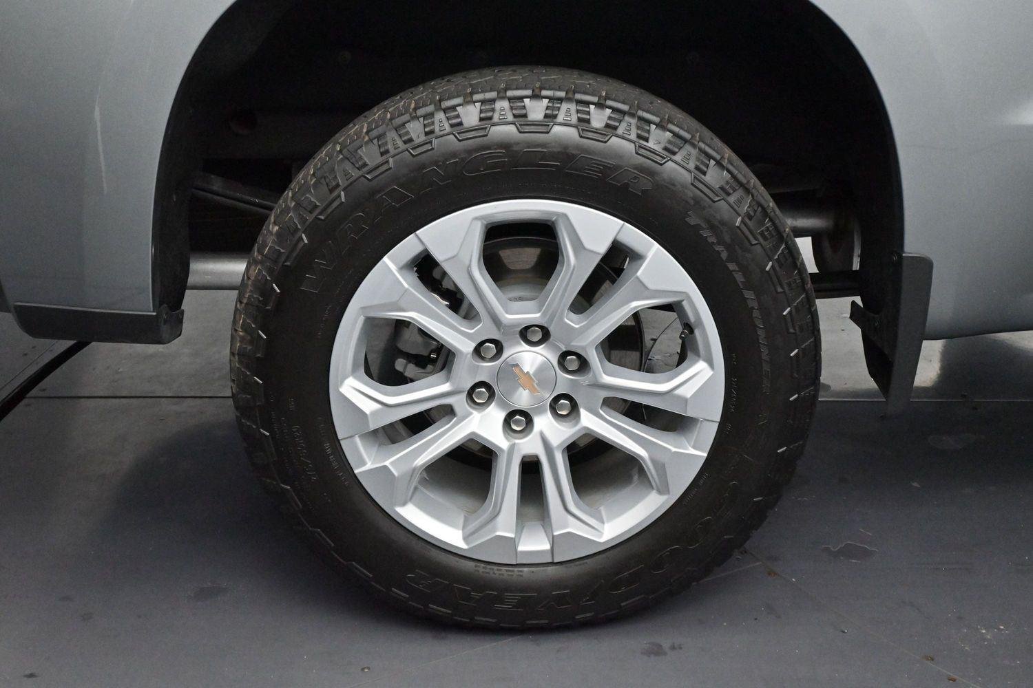 Used 2026 Sterling Gray Metallic Chevrolet LTZ image 34