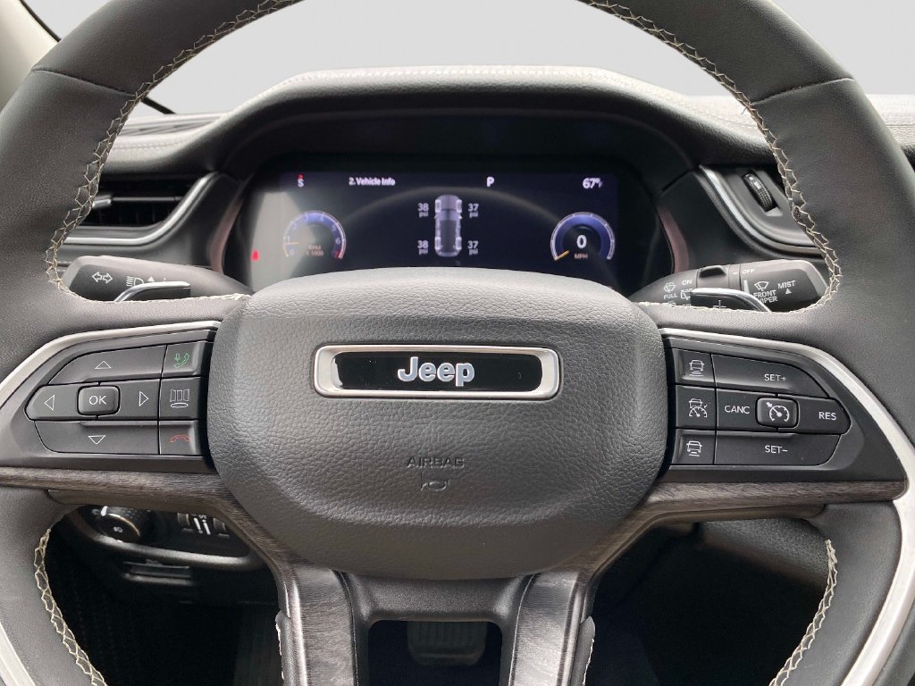 Used 2023 Black Jeep Limited image 18