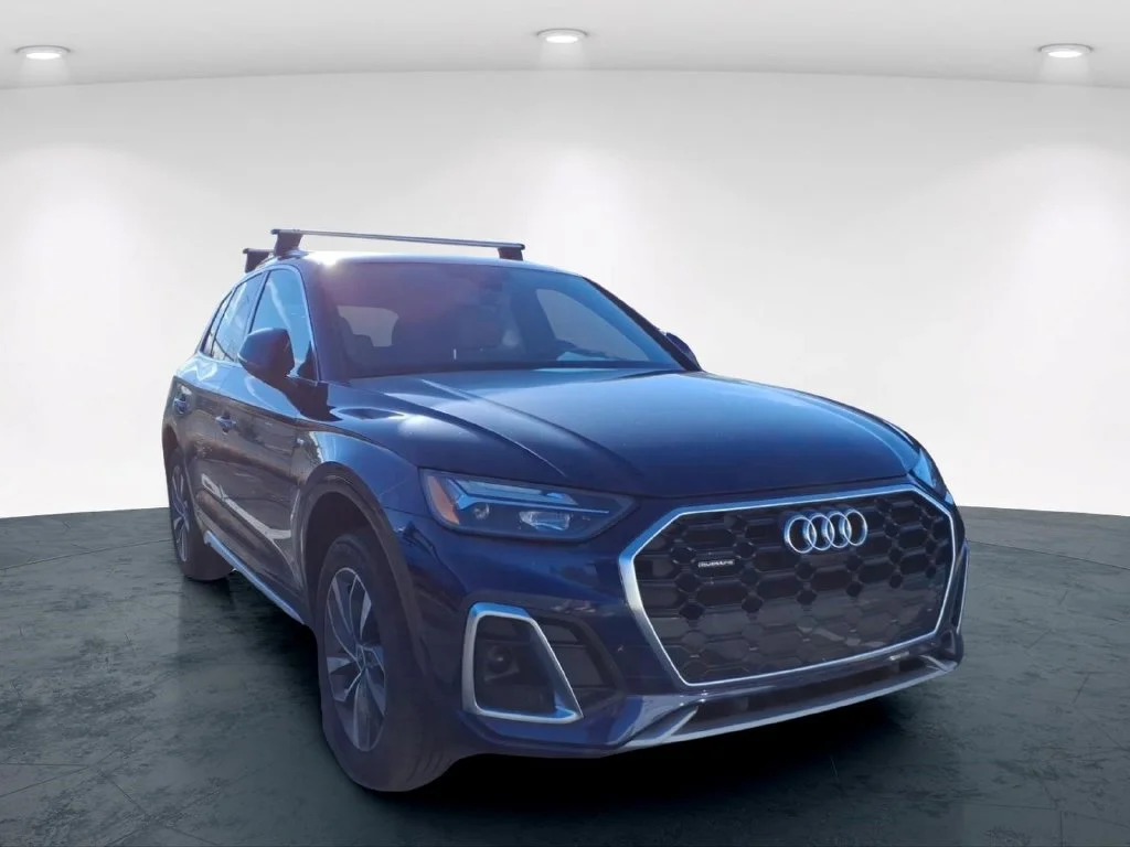 Used 2022 Blue Audi 45 S line Premium image 10