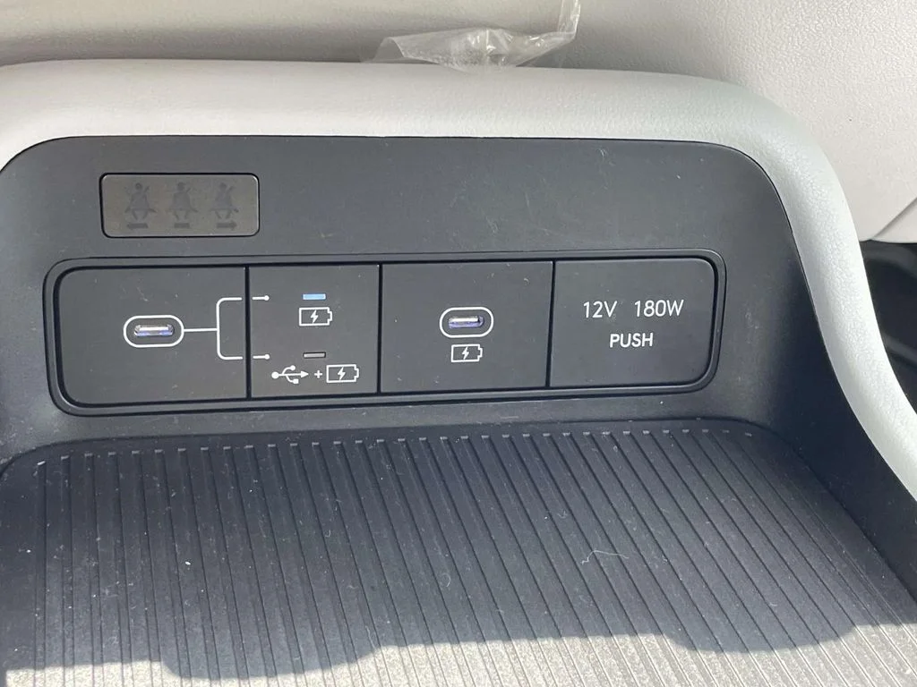Used 2024 Blue Hyundai SE image 28