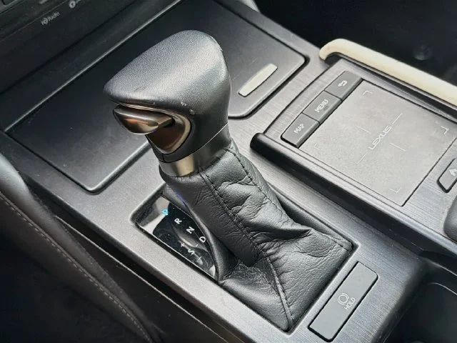 Certified Used 2022 Mica Lexus ES 350 image 29