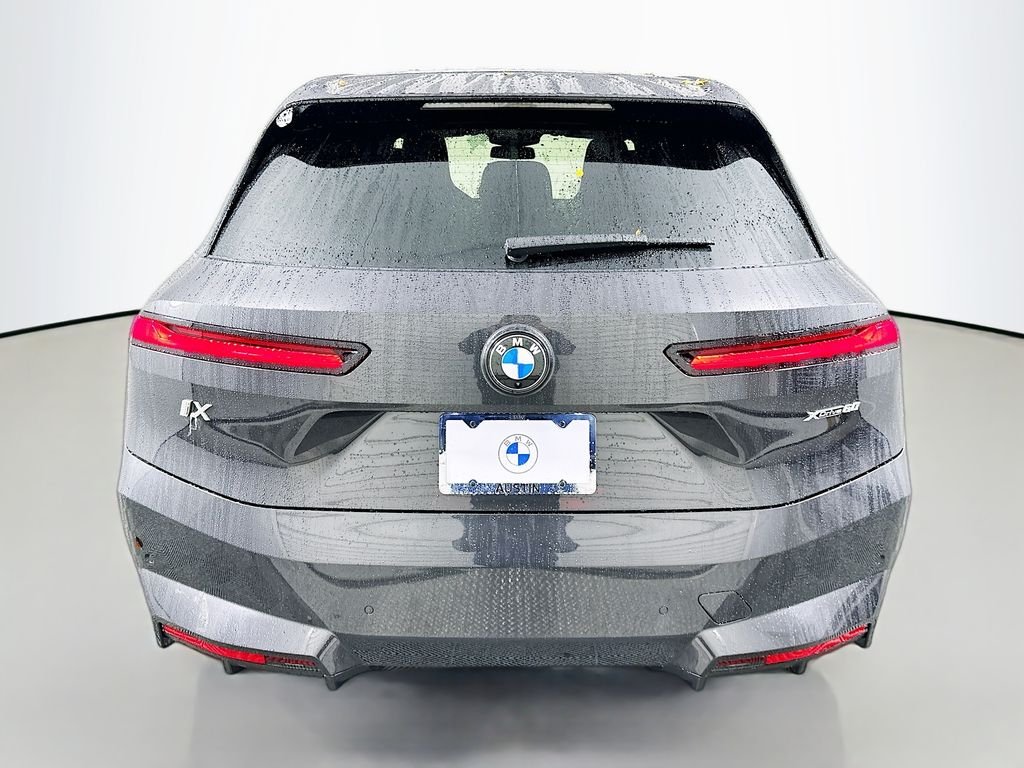 Used 2026 Dark Graphite Metallic BMW xDrive60 image 6