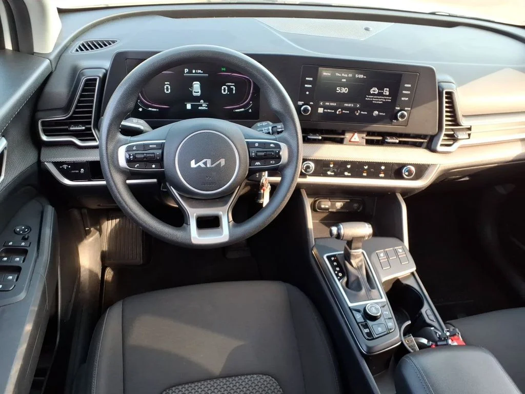 Used 2023 White Kia LX image 17